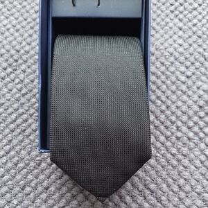 Elegant Black Men's Tie